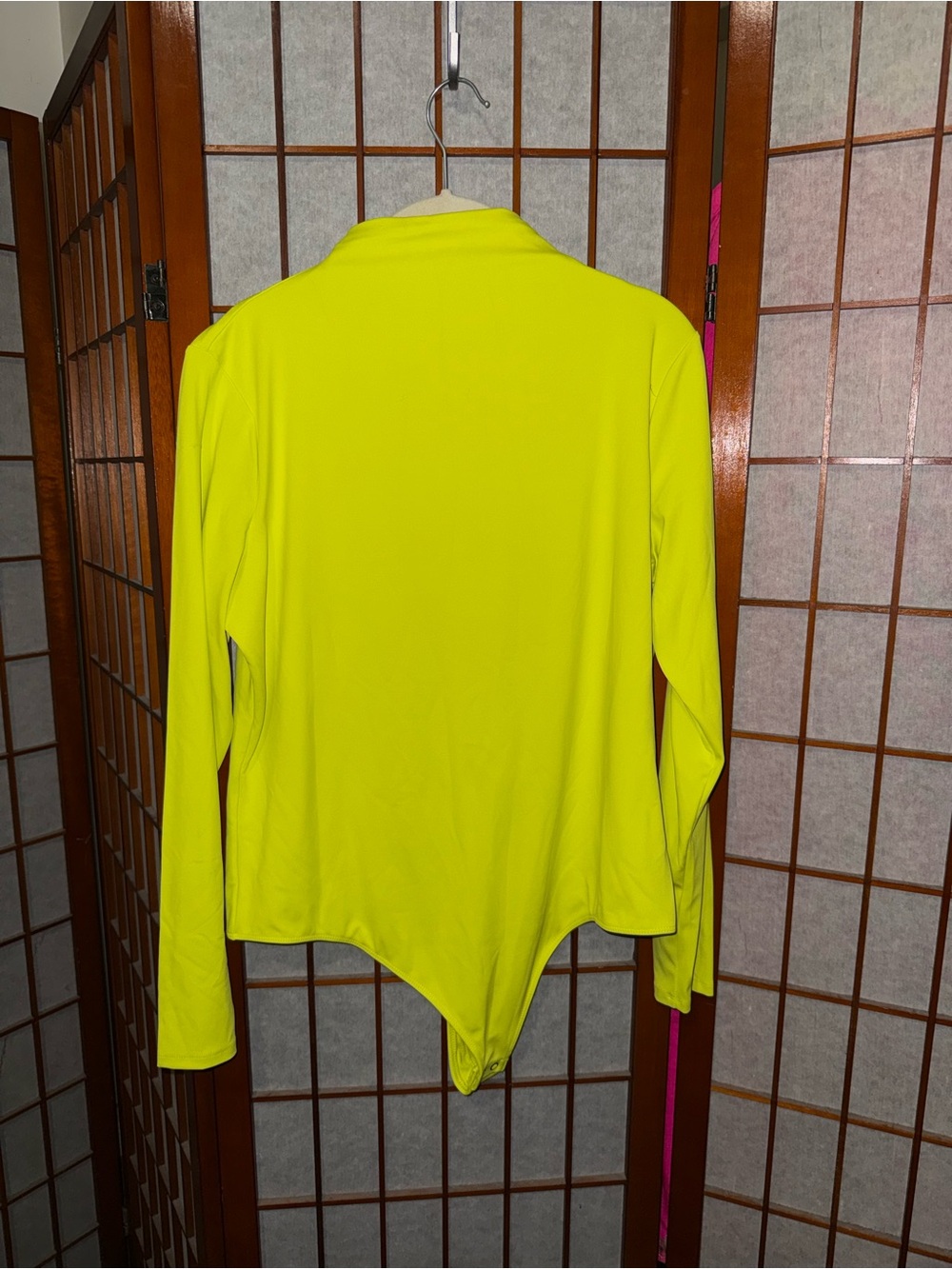 Express Neon Yellow Mock Neck Long Sleeve Bodysuit NWT XL
